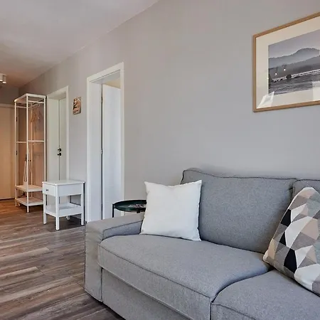 Apartment Corner In The Center - 2bd Burgas