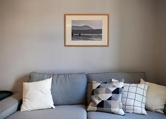 Corner In The Center - 2bd Appartement *