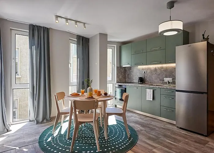 Corner In The Center - 2bd