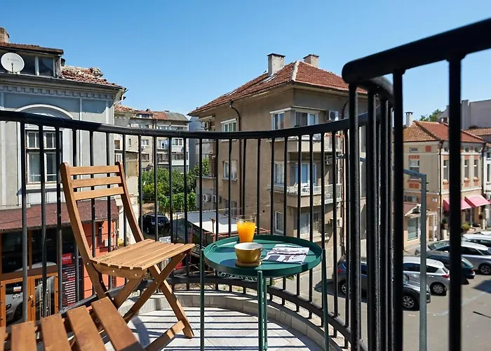 Corner In The Center - 2bd * Burgas